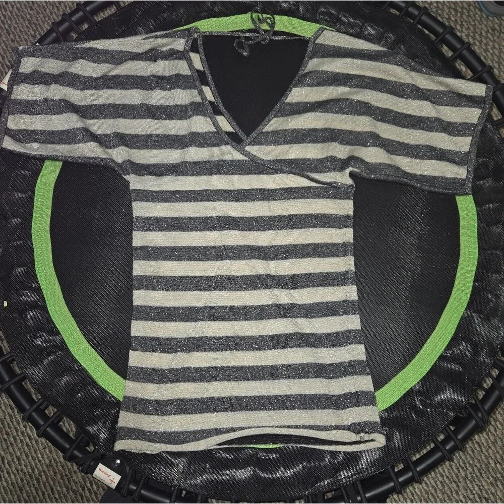 Pout Glitter Stripe V-Neck Tee - Silver & Black